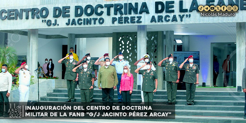 Con el nombre del G/J Jacinto Pérez Arcay y como un homenaje a su vida de servicio a la Patria, hace 2 años lanzamos el Centro de Doctrina de la Fuerza Armada Nacional Bolivariana, núcleo del nuevo pensamiento militar bolivariano. Mi felicitación al gran equipo de profesionales,