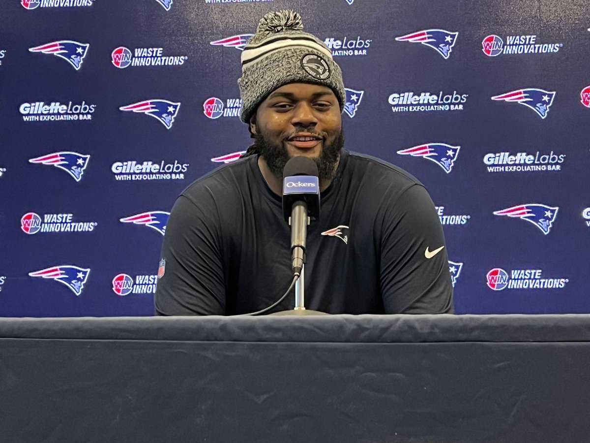 DT Armon Watts shares that 1st-year Patriots DL coach Jerry Montgomery (then at Oklahoma) had recruited him out of high school. Now, a decade later, Watts (an Arkansas alum) reconnects w/ Montgomery. Watts said he takes pride in versatility to play all techniques on the line.