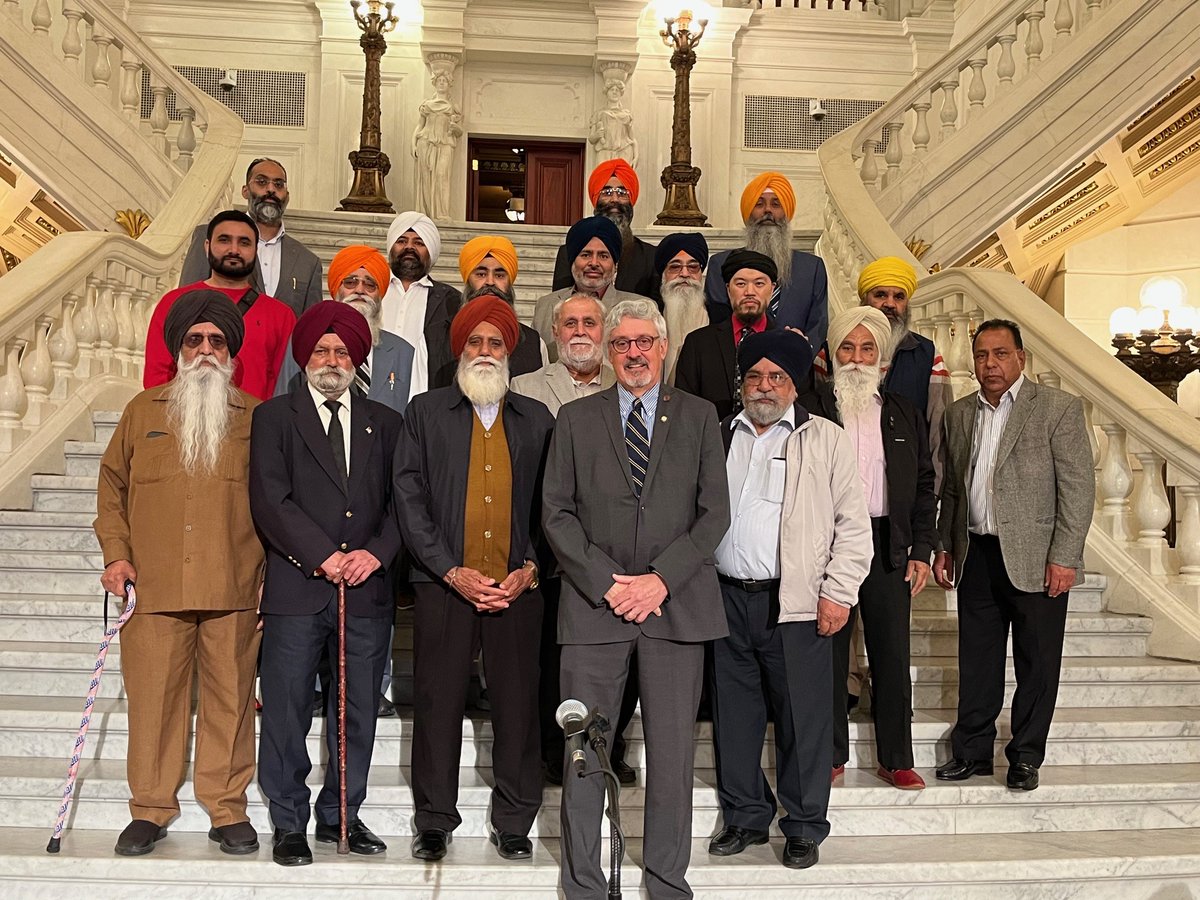 Here in PA, Sikhs add to the vibrancy of many communities, including Upper Darby, which is in my district. I was happy to have welcomed Sikhs from D-26 to the Capitol and introduced a resolution to designate April 2024 as Sikh Awareness & Appreciation Month in PA. #SikhHeritage
