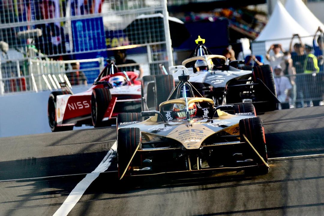 This weekend @ds_penske_fe will start their @FIAFormulaE Europe tour with a double-header in Misano, Italy. Best of luck team! #MisanoEPrix #formulae #dspenske #dsperformance