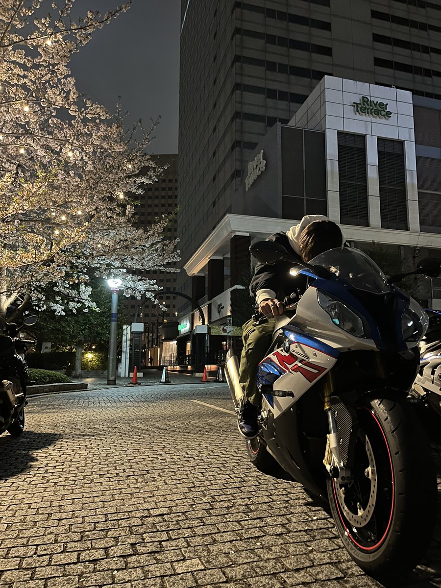 ノアくん納車おめでとう🎉
これからもよろしく！

雑なオーナーズフォトみたいになってもた笑