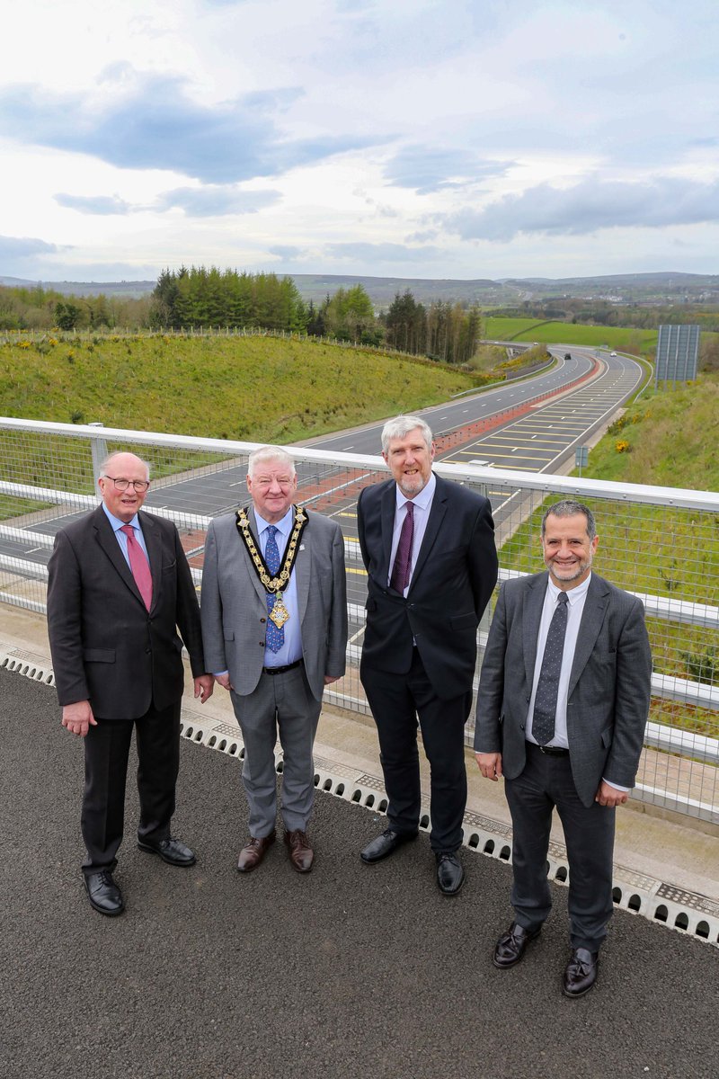 Minister O’Dowd attended an event today to mark the first anniversary of the new A6 and Dungiven Bypass. Find out more: infrastructure-ni.gov.uk/news/odowd-emi…