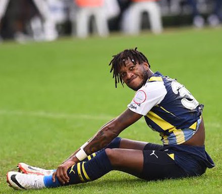 Fred sakat, Ferdi sakat, Djiku sakat, Cengiz sakat, King sakat, Batshuayi sakat, İsmail sakat. Biz yırtındık burda Fenerbahçede protesto bahane, çok sakat oyuncuları var o yüzden sahaya çıkamıyorlar, korkuyorlar diye. Şimdi anladınız mı Fb’nin Süper Kupa maçına neden çıkmadığını?