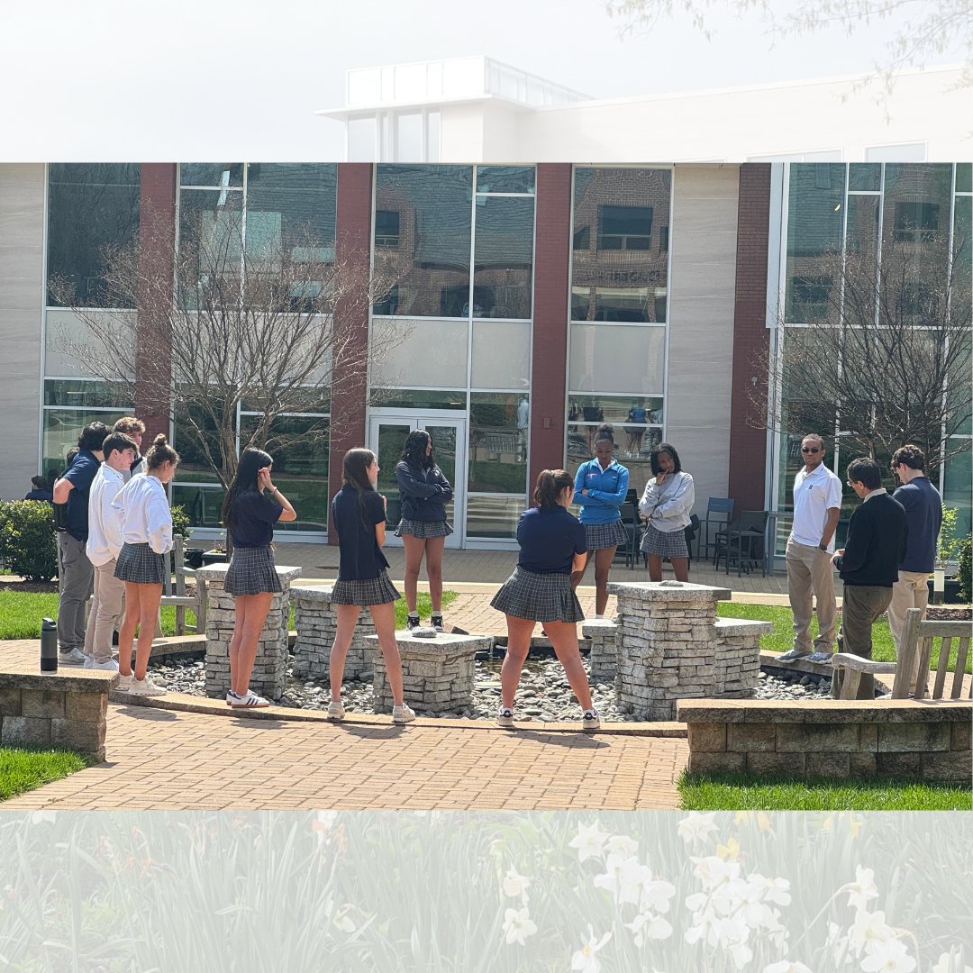 Señor Whitford's Spanish class embraced the beauty of #learningoutdoors yesterday! When weather permits, our teachers often seize the opportunity to take their lessons outside. Our campus is the perfect backdrop to refresh the mind and enhance the learning experience.