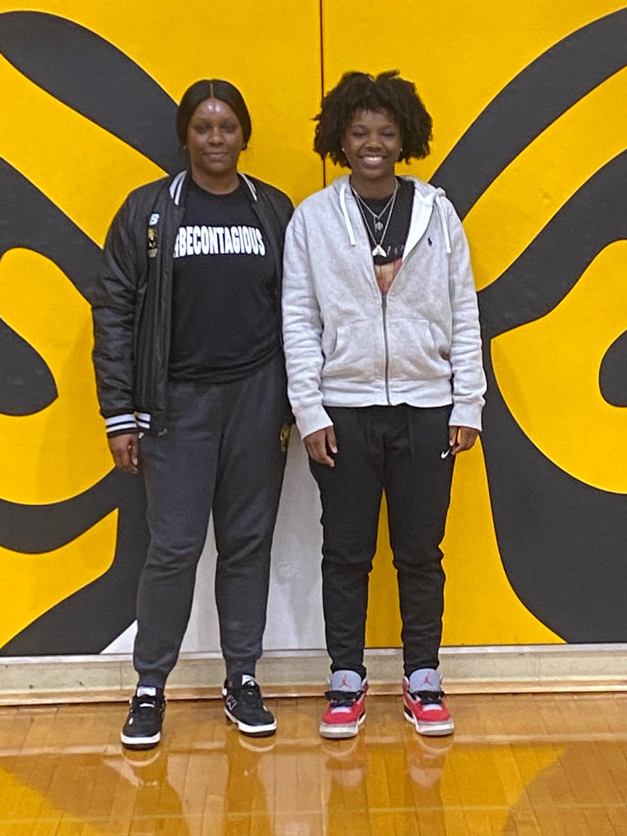 _aw35's tweet image. After a wonderful visit with Coach Vee I am blessed to receive an offer from Pfeiffer University 💛🖤.