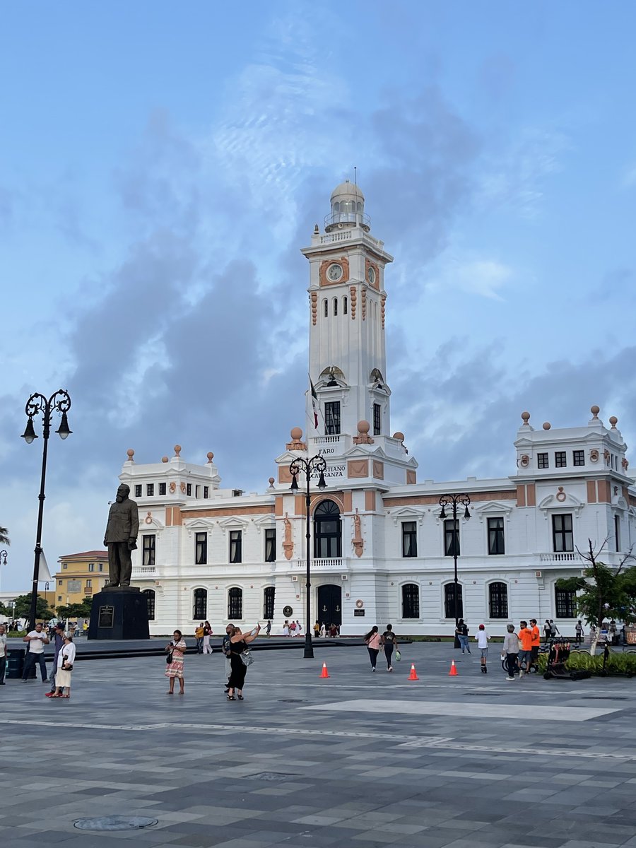 El Faro de Venustiano Carranza en el malecón de Veracruz