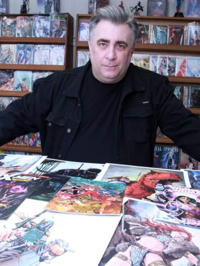 Marc Laming is comic book artist & illustrator living in UK best known for his work on Marvel, DC/Vertigo, Fleetway, Valiant Ubisoft, IDW, Dark Horse, Image Comics, Dynamite & Boom And now you have the chance to meet him and ask him all about it! Saturday 13th April from 1-4pm!