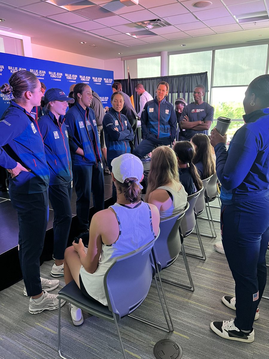 Team USA took some time to talk to the girls training here at the @usta National Campus. What a cool experience for them. 🥹