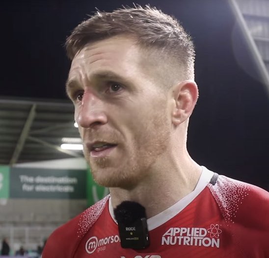 Marc Sneyd was voted as Salford Red Devils player of the month for March. salfordnow.co.uk/2024/04/11/eng…