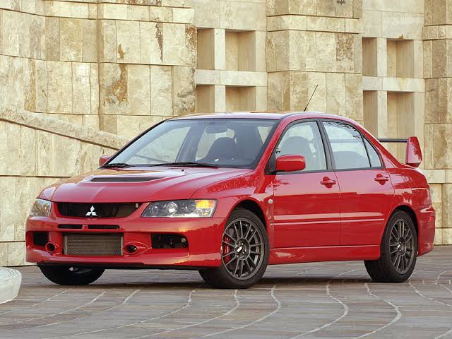 -sürmeyi öğrendiğim araba
-ilk arabamız
-kullandığım en iyi araba
-almak istediğim araba