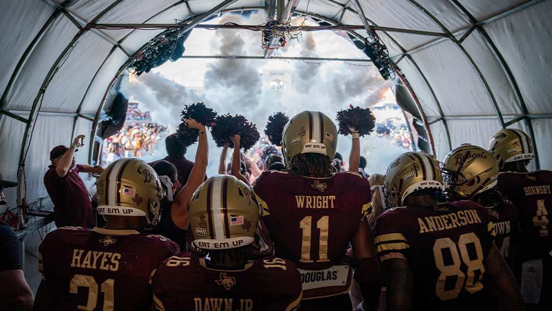 The upcoming fall is shaping up to be an exciting semester at TXST. New resident hall opens and move-in days (Aug 17-19) Seven home football games: August 31, Sept 7, 12, Oct 12, 29, Nov 16, 23 Hosting US Presidential Debate Sept 16 TXST Round Rock adds 11 new degree programs