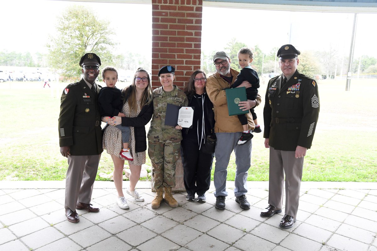 The Oregon Army National Guard congratulates Private 1st Class Victoria Louise Paine, distinguished herself from nearly 250 Soldiers in her Basic Training Company to and was selected by her Drill Sergeants as the Soldier of the Cycle. Congratulations PFC Victoria Paine!