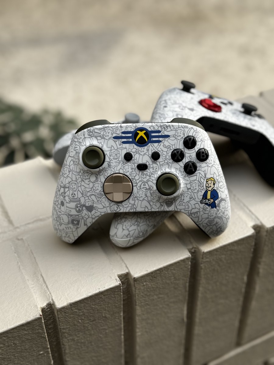 Today’s a day to celebrate, so we want to giveaway another Fallout Edition Xbox Wireless Controller! 

How to Enter: 
1. Follow our account
2. RT this post
3. Reply with which Faction you would join if you were in the Fallout universe

Giveaway rules here: beth.games/43XfFph