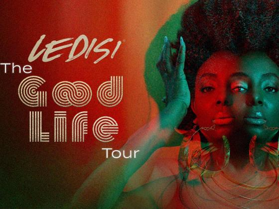 LEDISI will be bringing her #GoodLifeTour to @ChandlerArts on Friday! Get ready to hear Ledisi's chart-topping hits as well as her new music! Tickets are NOW available online and at the box office. More details here: phxsoul.com/ledisi-bringin…