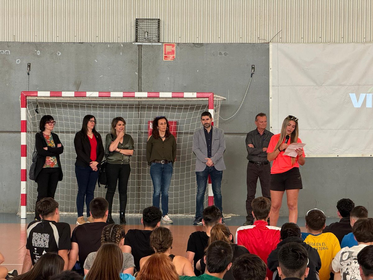 Avui s'ha dut a terne la inauguració del Xè Raid Intercicles, el Raid Terres de Ponent, organitzat conjuntament per l'Institut Mollerussa i l'Institut Almatà de Balaguer, i en el qual prendran part 200 corredors de tot Catalunya. El diputat <a href="/oscarciutadilla/">Òscar Martínez Agustí🎗</a> hi ha participat