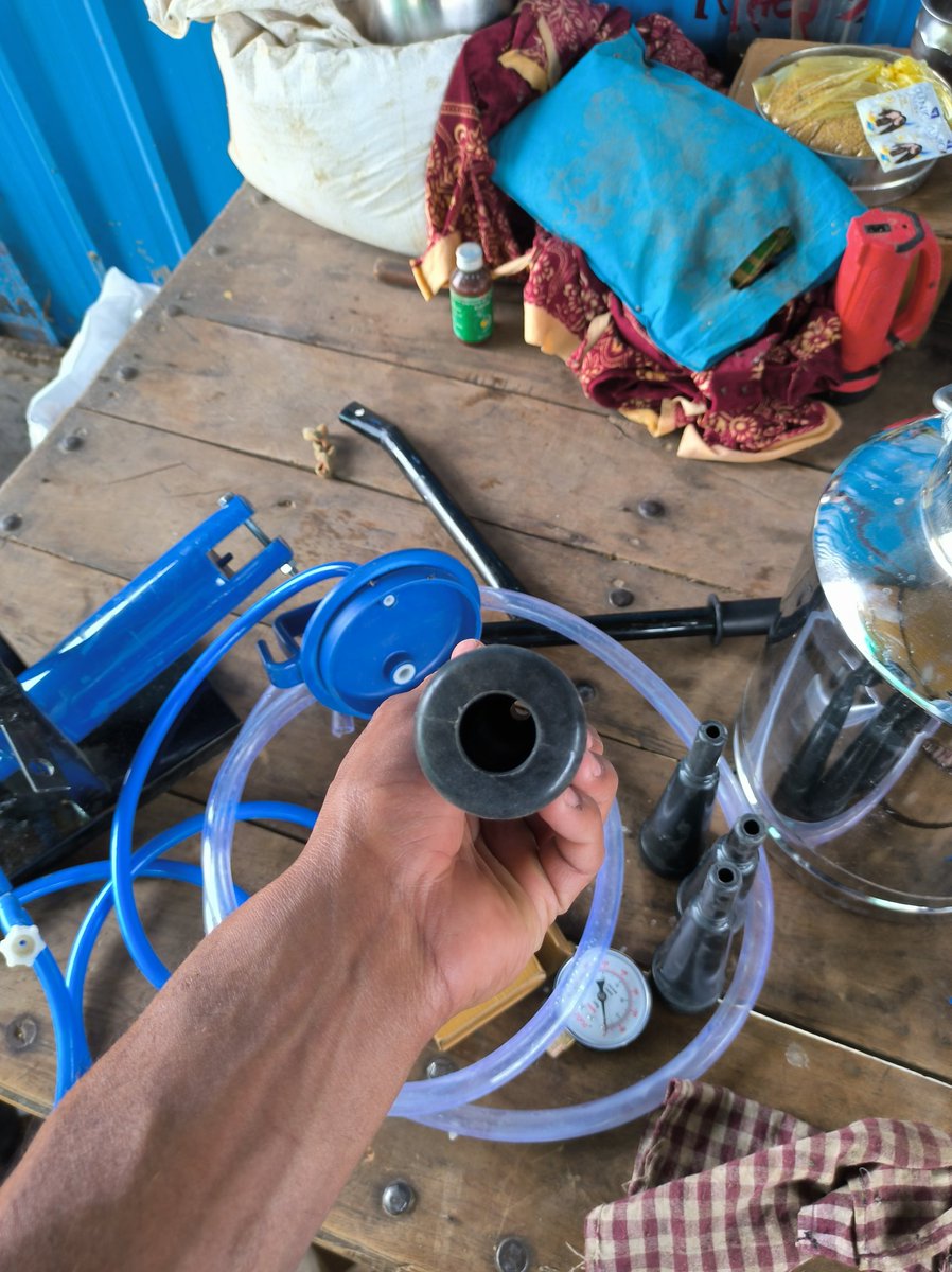 Zakir khan tweet media