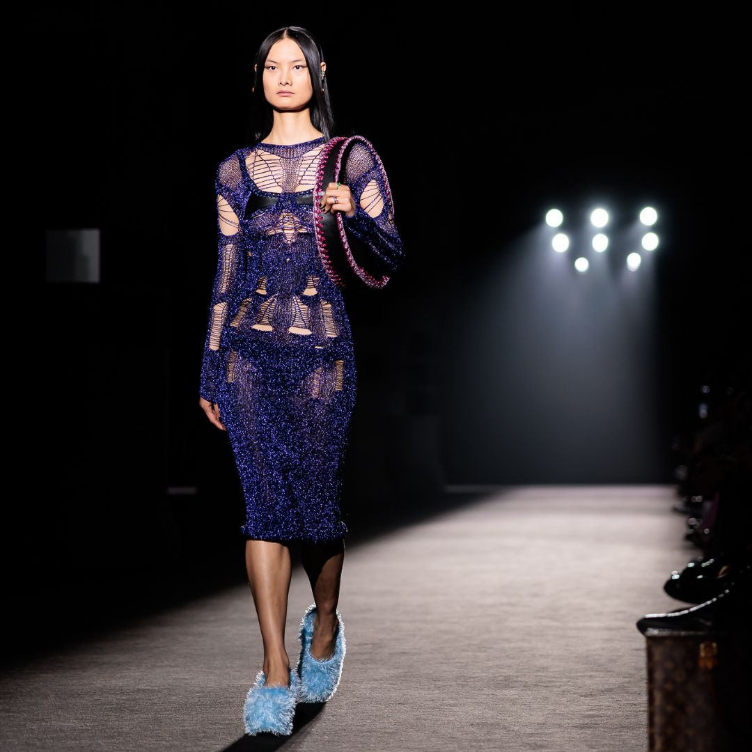080_bcn_fashion's tweet photo. La desfilada més avantguardista amb 404 Studio. En un món on l’artesania és sinònim de singularitat i humanitat, una barreja única de tradició i evolució.
#fashionshow #barcelona #fashionweek #33rdedition #080barcelonafashion https://t.co/27bIYTJPtx