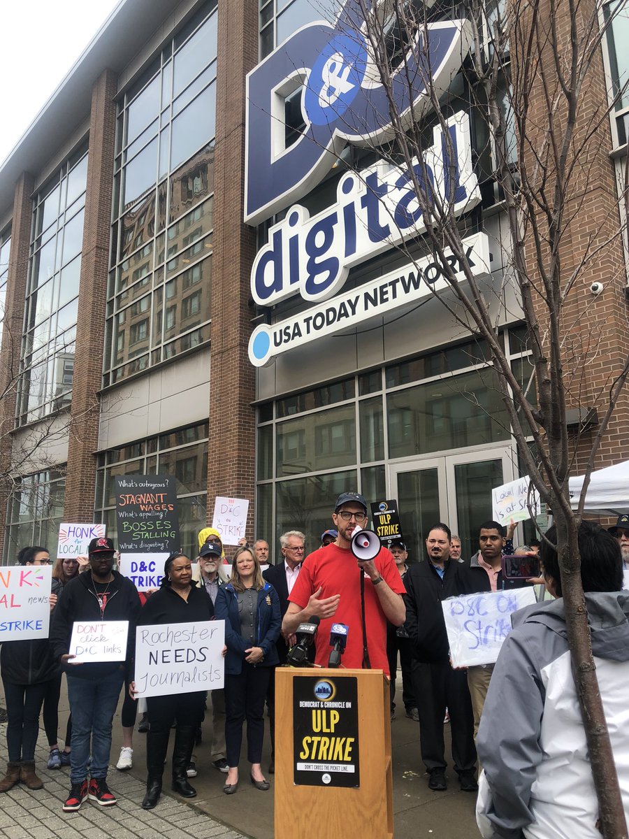 Public officials are here, not because journalists make their jobs easier, but because they understand the role of journalists of journalists in the give and take of democracy, @CitizenMurphy tells the crowd outside the @DandC. #supportlocaljournalism