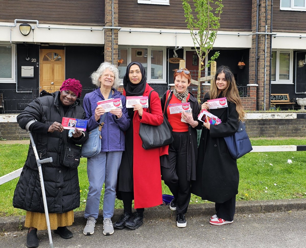 Great vibe at our all women @weaverslabour campaign session this morning in Weavers ward for @SadiqKhan @unmeshdesai @LondonLabour ##labourdoorstep