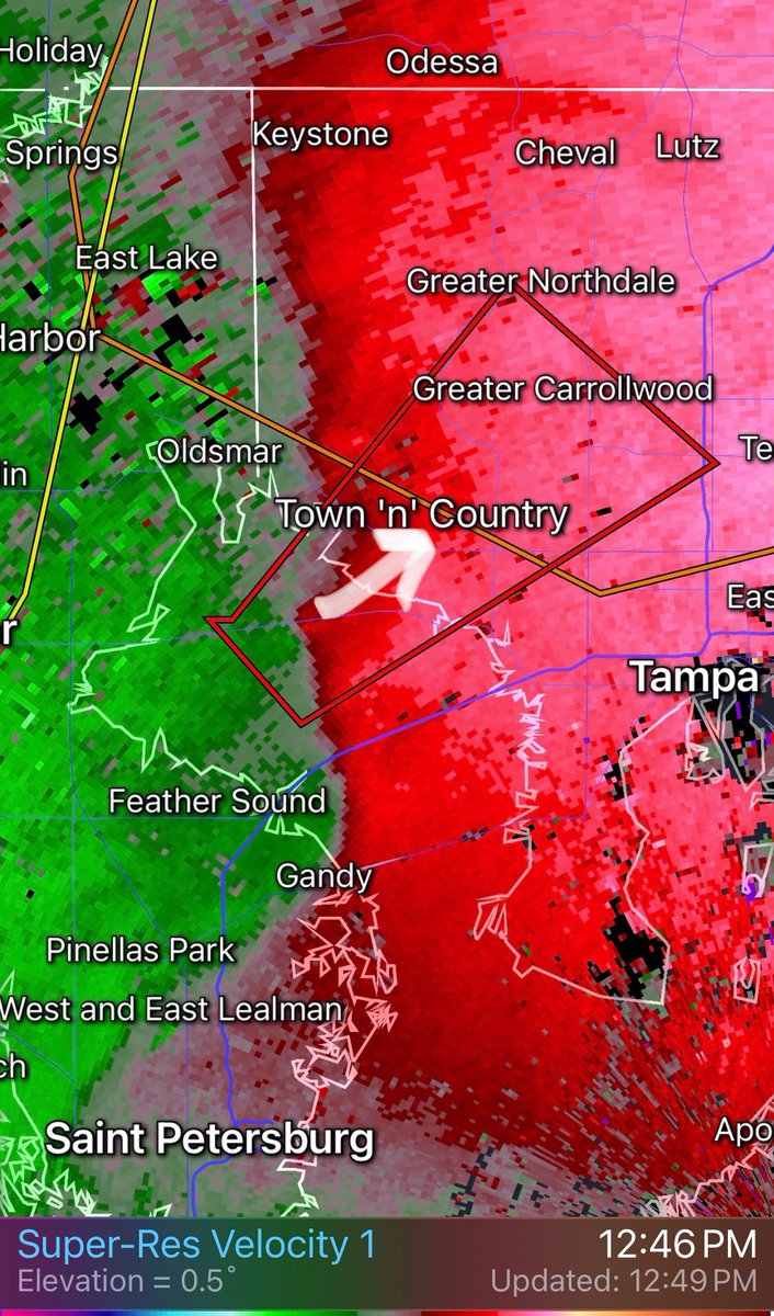 Tornado Warning issued for this rotation signature coming across Tampa Bay near Rocky Point. #FLwx Covergae continues on @BN9