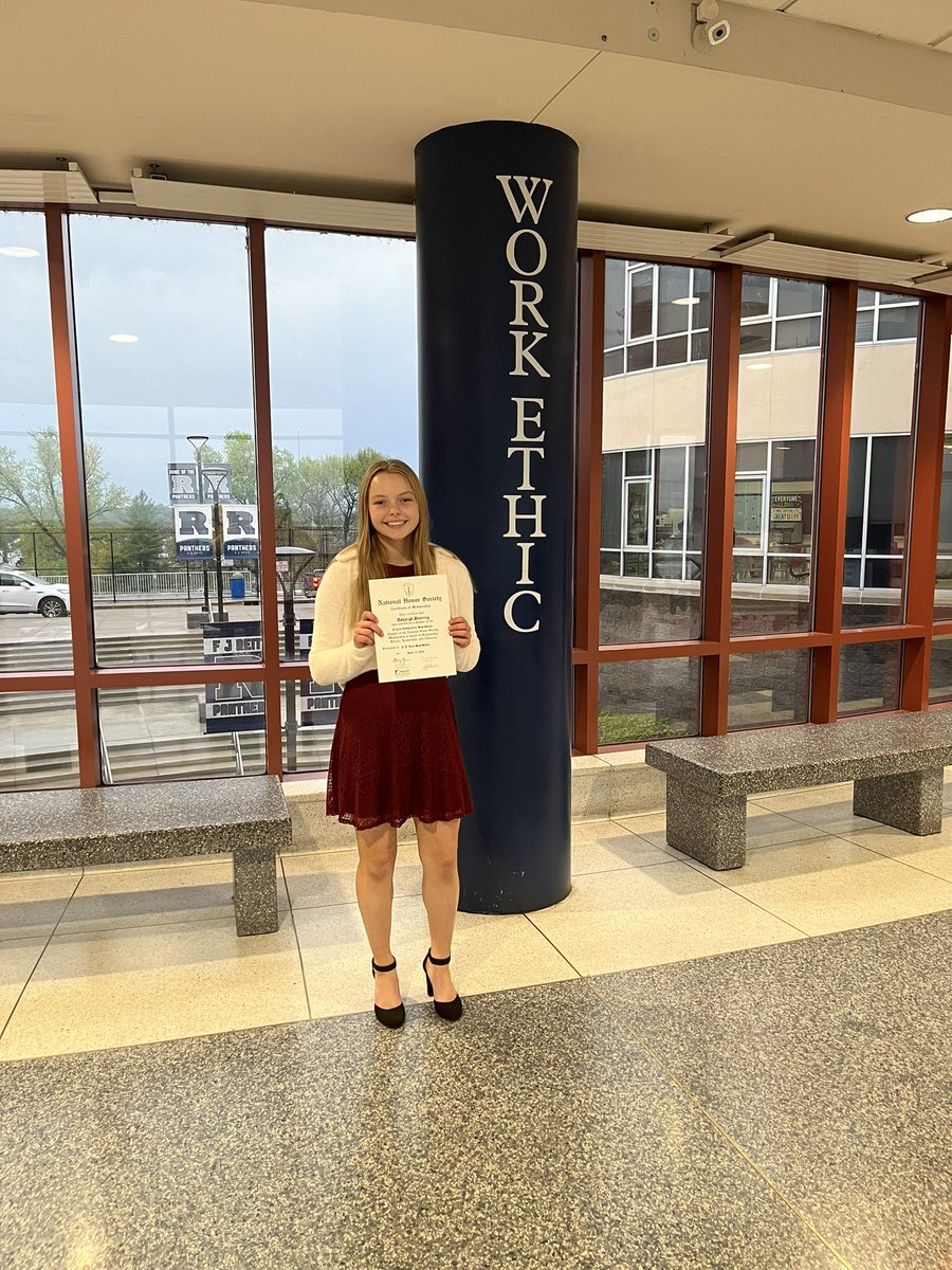 Reitz National Honors Society 2024
💙🩶