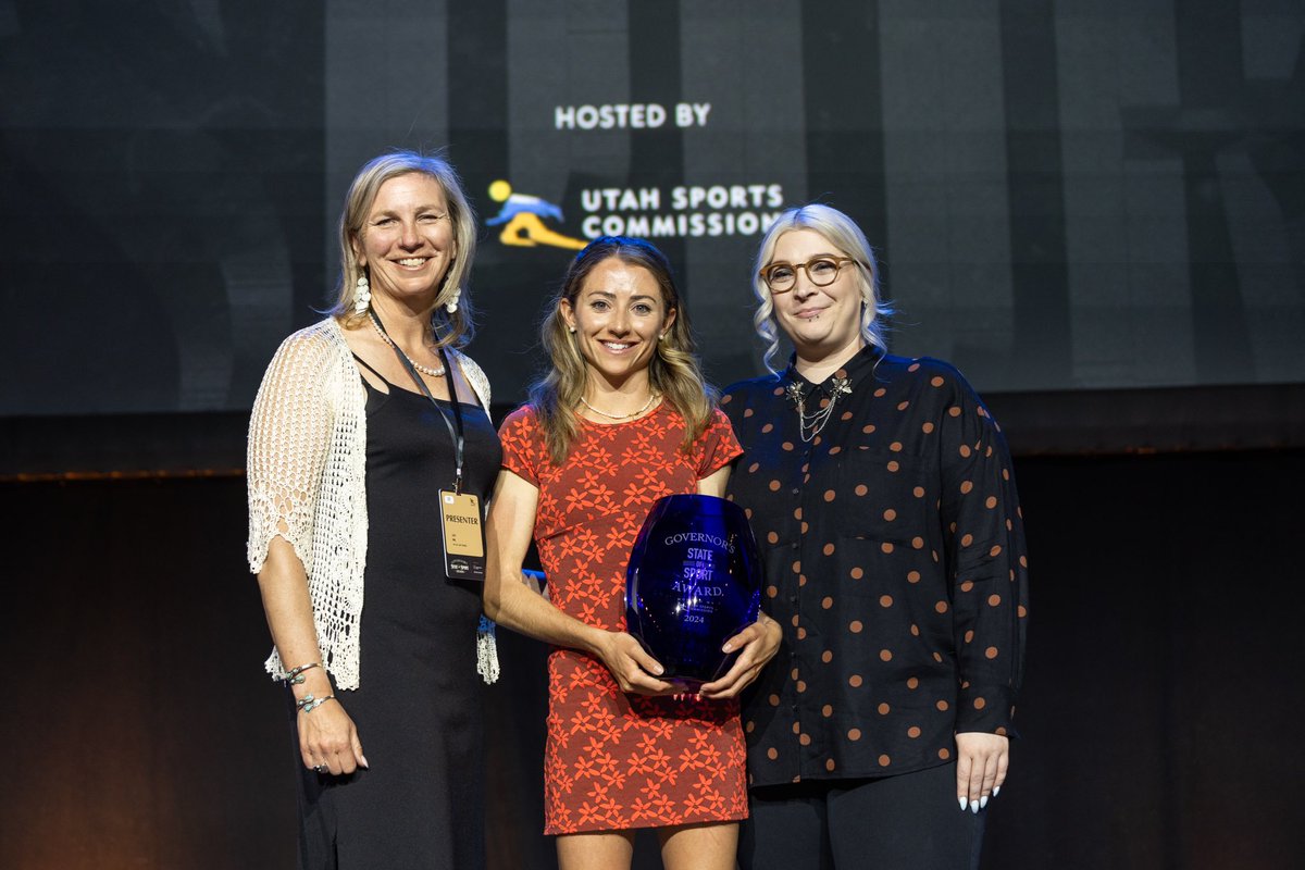 Congrats to our own @racin__grayson on being honored last night as the @StateofSport Professional Female Athlete of the Year!! 📸 Melissa Majchrzak