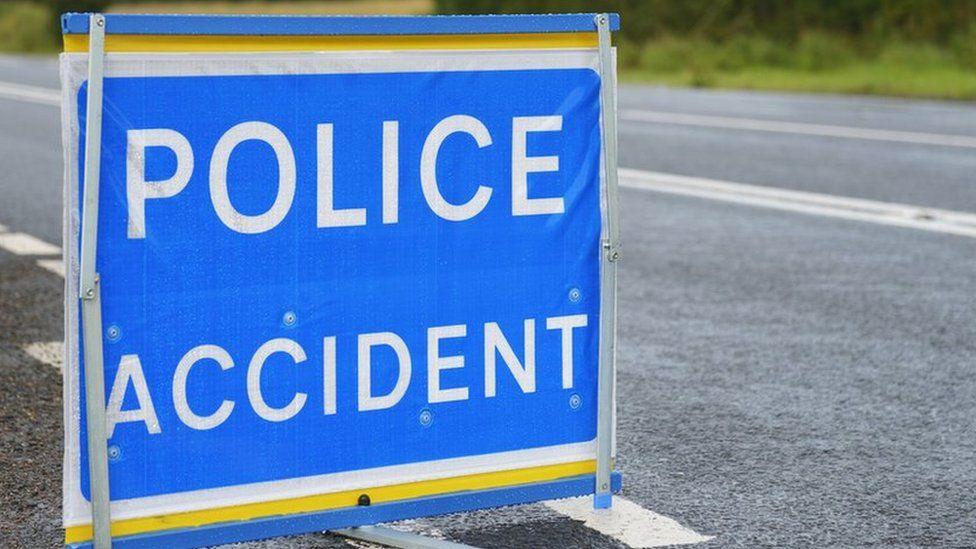 #A35 closed at Winterbourne Abbas after lorry #Crash 🔗 dorsetecho.co.uk/news/24245385.… #Bridport #Collision #Deal #truckingNews
