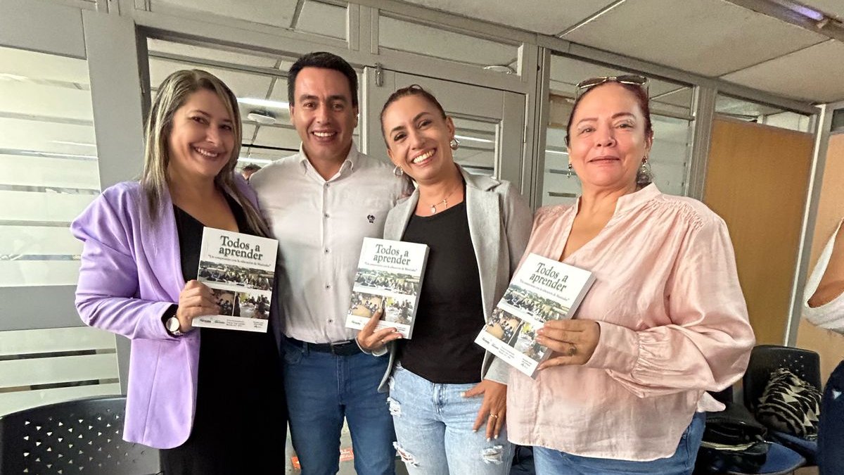 MinEducación tweet media