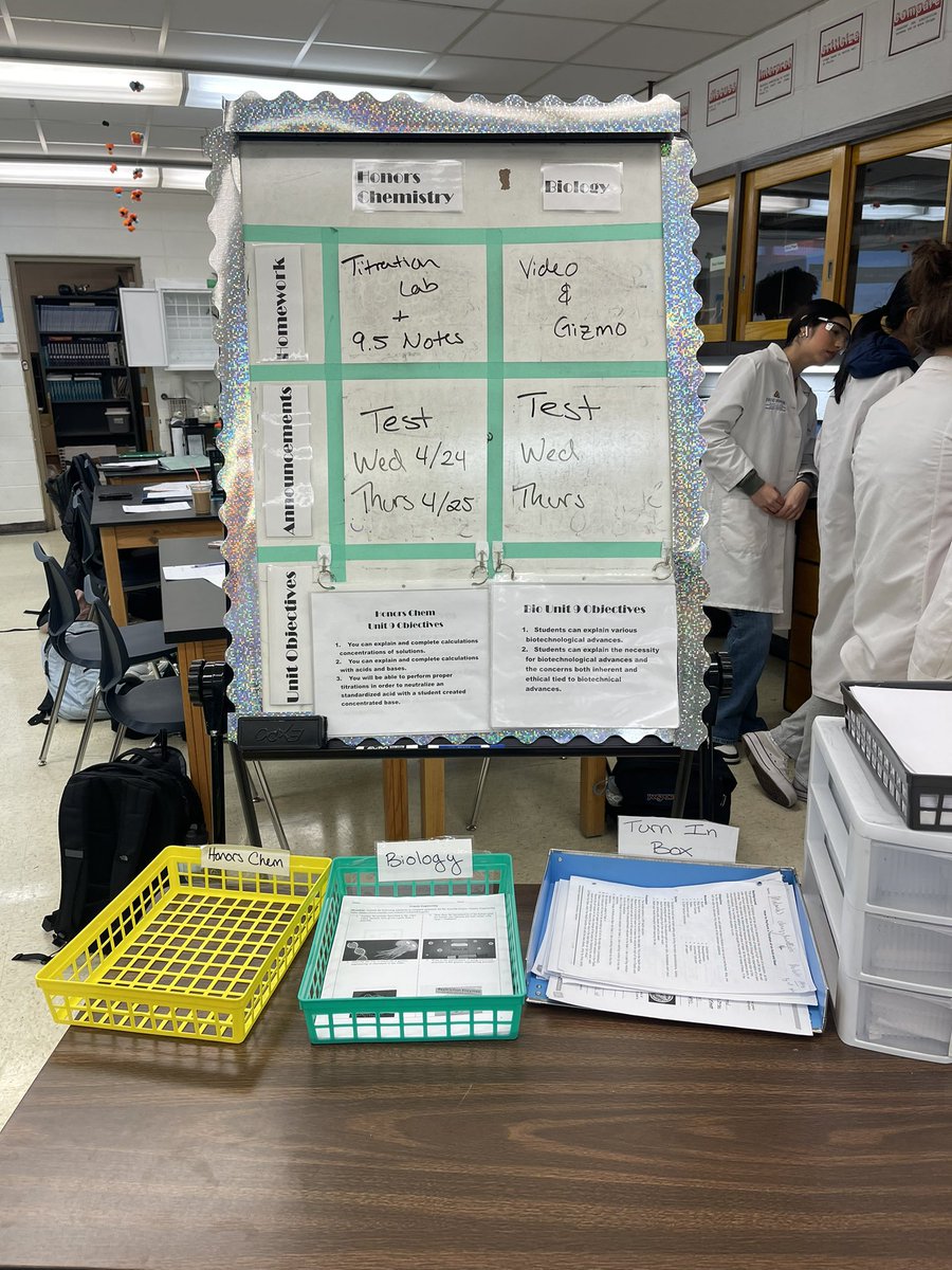 Titration lab in Mrs. Manakul-Dickey’s Honors Chem class had all students engaged in high levels of learning! <a href="/JasonHermanON/">Jason Herman</a>