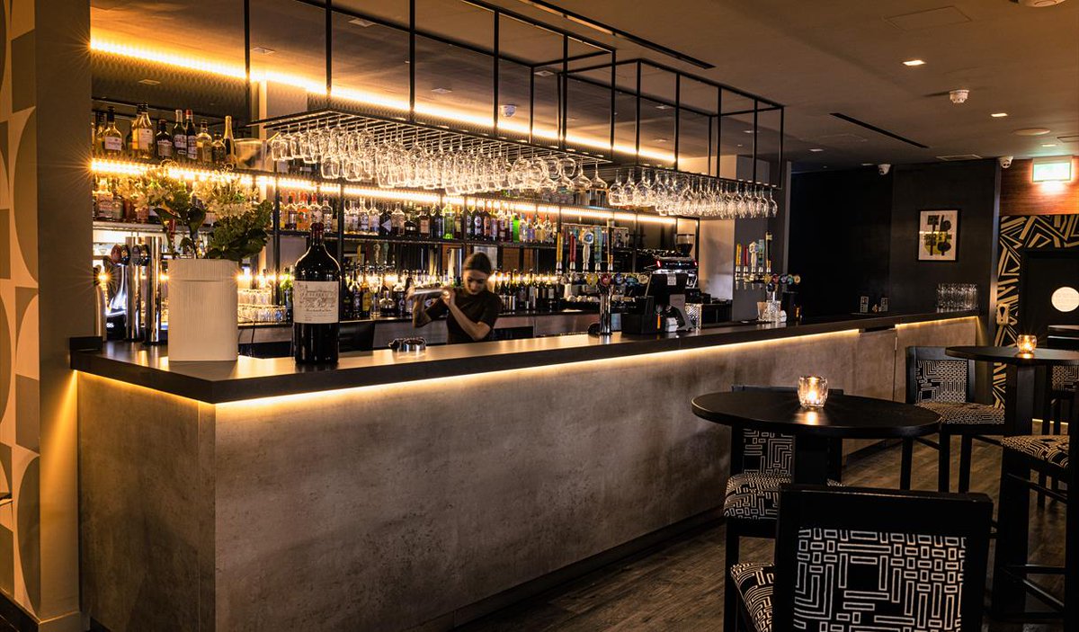 visit_bham's tweet photo. #WMTA24 Winner Spotlight ๐๐
@chapter_bham were the winners of the Taste of the West Midlands Award 2024! The independent restaurant in Edgbaston has a hugely varied menu which celebrates seasonality, big flavours and quality produce.
Book your table ๐ https://t.co/ui89tNiodL https://t.co/frbUv7sZfg