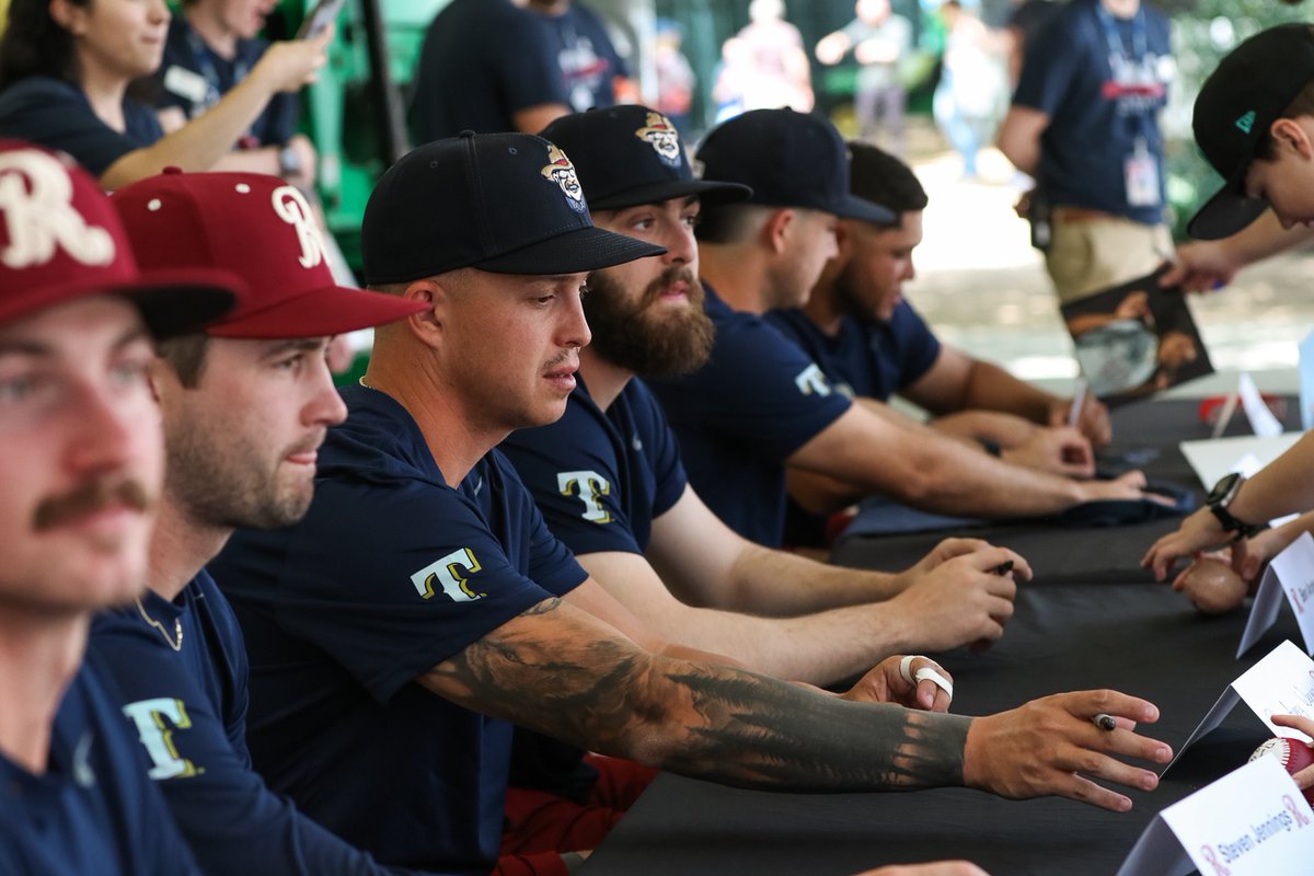 Meet your 2024 Frisco RoughRiders for a pregame autograph session this Saturday (4/13) 🌟 📍 Kids Zone behind sec 104 ⏰ 5:45 pm - 6:15 pm 🎟️ RidersBaseball.com/Tickets