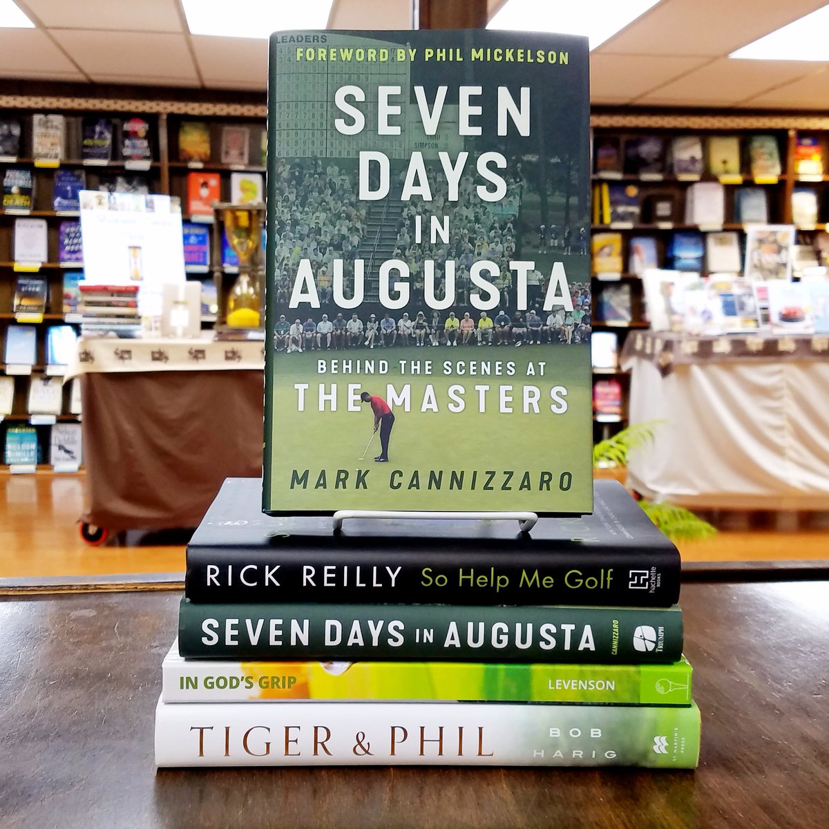 With the first round of #themasters teeing off today, how about some suggested (and signed!) reading? alabamabooksmith.com/categories/golf #signedbooks #themasters2024 @MarkCannizzaro @ReillyRick @BobHarig
