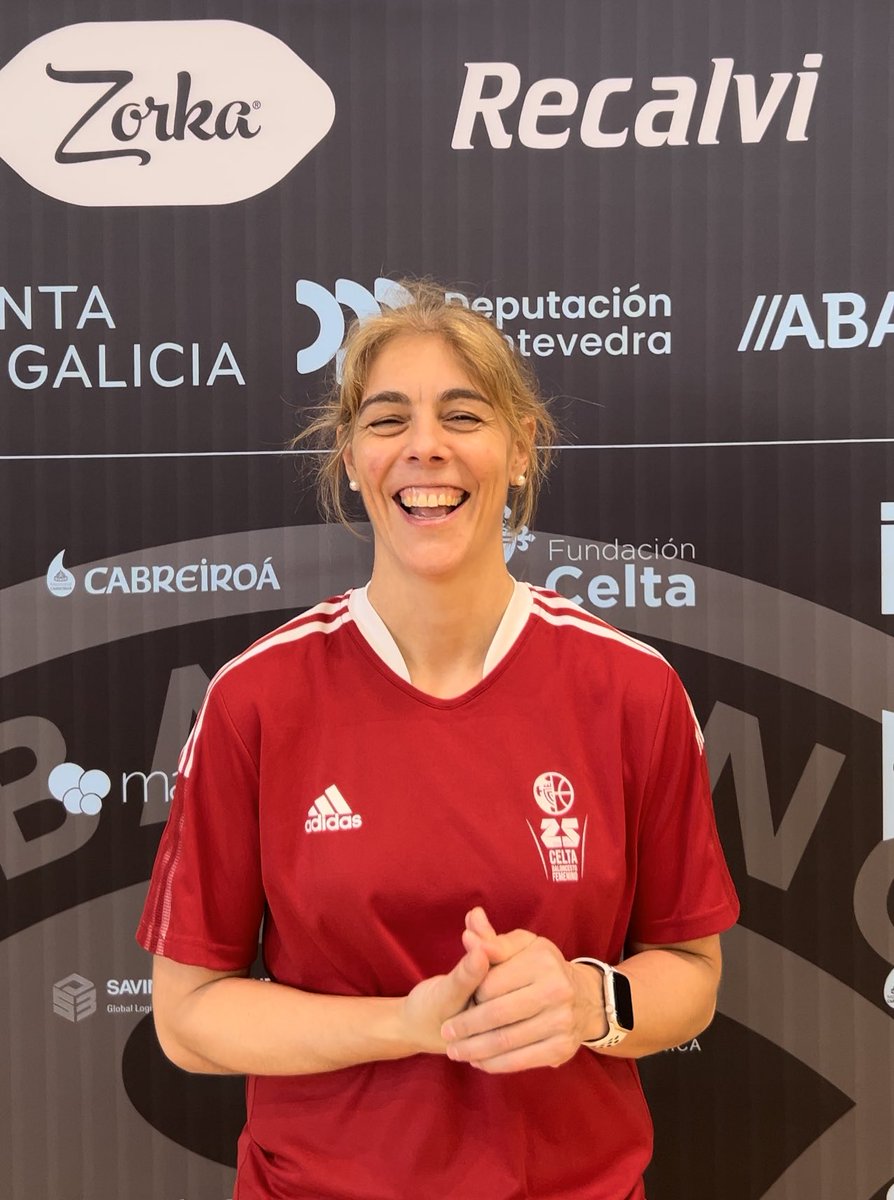 Celtabaloncesto's tweet image. 𝐿𝑎 𝑝𝑟𝑒𝑣𝑖𝑎 𝑑𝑒 𝐶𝑟𝑖𝑠. 🎙️

Nuestra entrenadora @canteroostos habló acerca de la próxima final que jugaremos en Maloste 🆚 @GKesb. 🏀

#CelesteDeCorazón  | #EstamosdeVolta