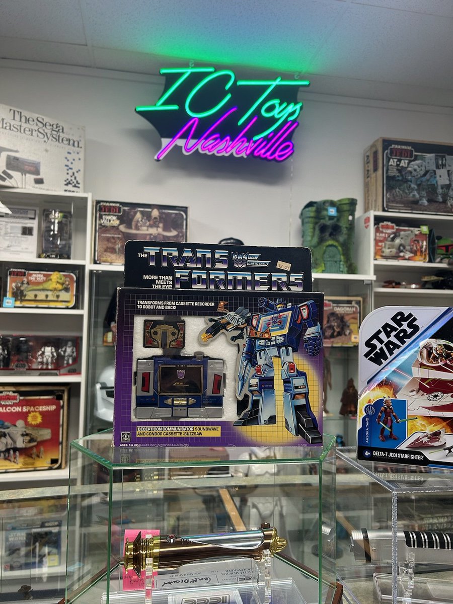 Another G1 is now in-store! Come check out this Soundwave and Buzzsaw! 🤩

#ToyStore #transformers #transformerstoys #g1 #soundwave #buzzsaw #vintagetoys #vintagecollector #vintagetoycollector #icToys @ICCCNashville