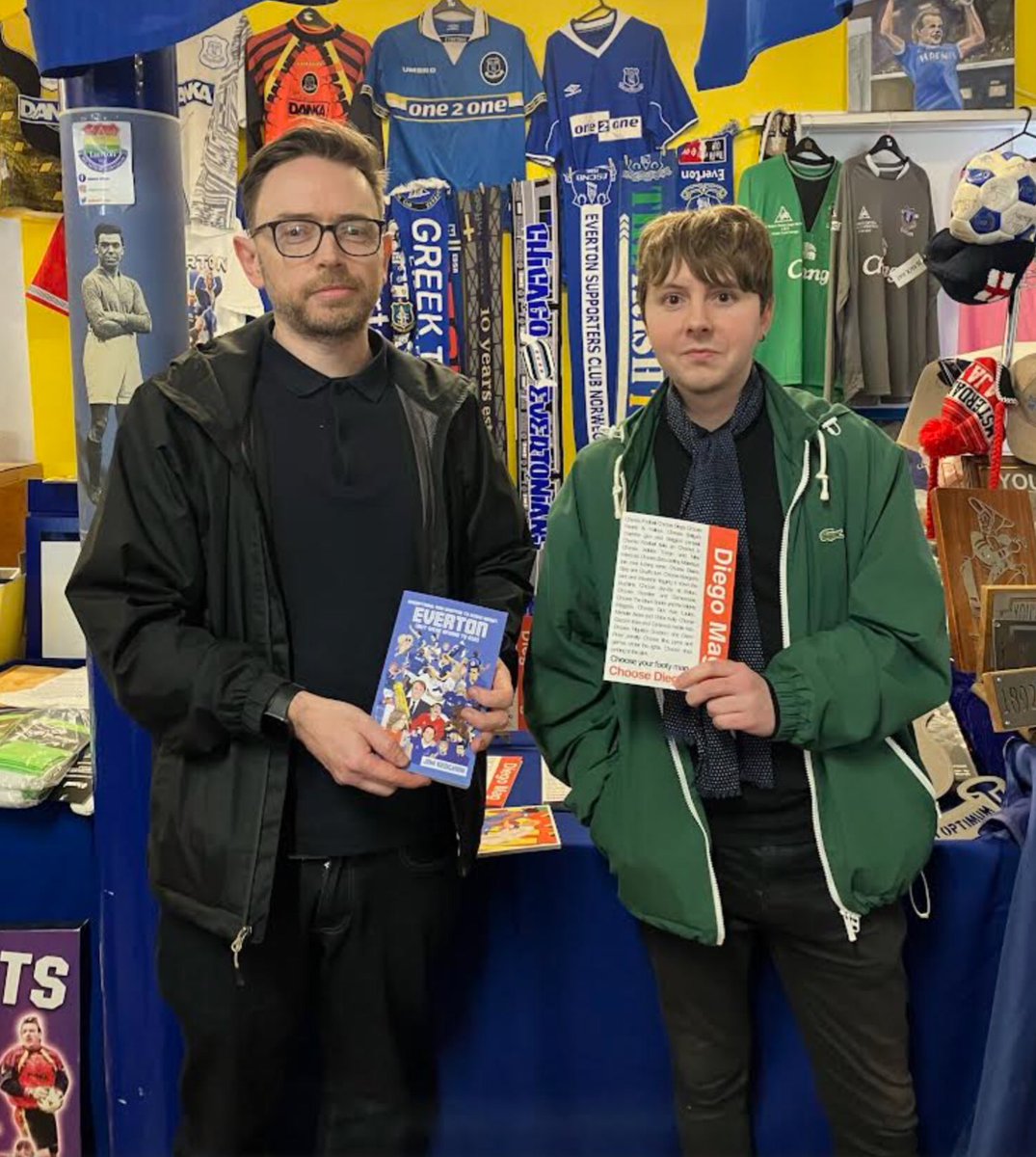 It’s great to welcome Evertonian authors to St Luke’s on matchdays to do selling/signing sessions. Last Saturday, we had Jim Keoghan - @Jim_Keoghan - with his new book plus Lou Reed Foster - @FozzerEFC - with his new edition of @DiegoMagazine10 . News of more book signings, soon.