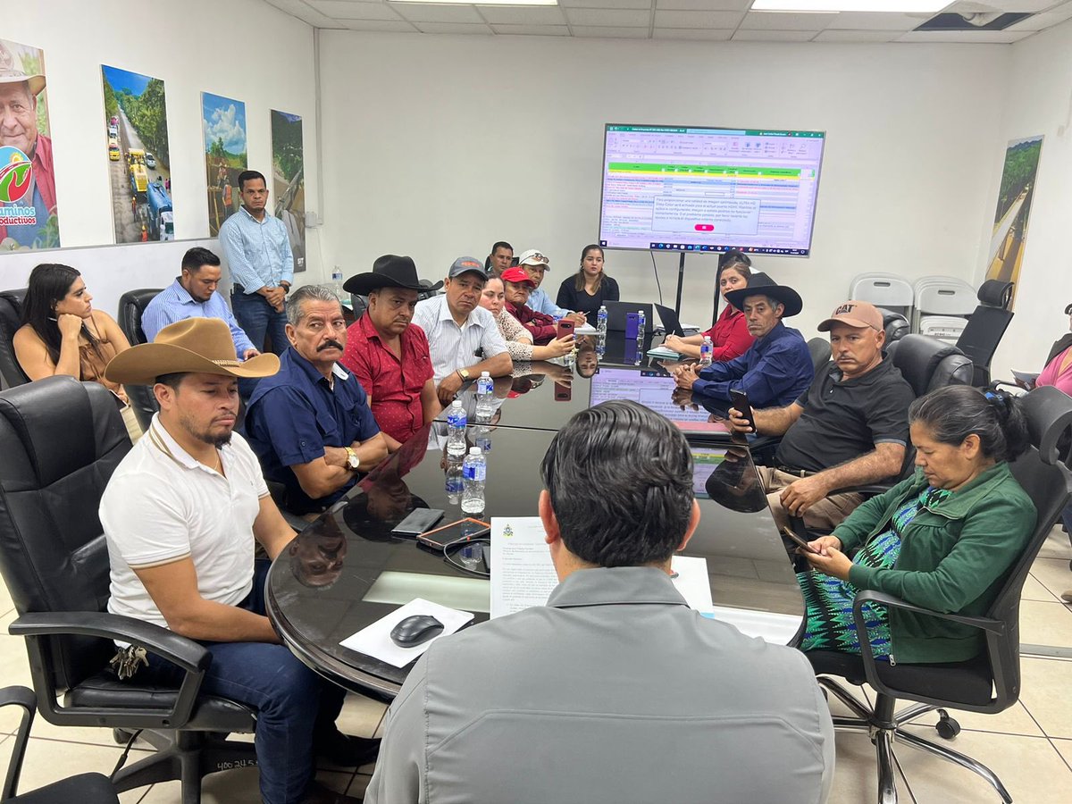 ¡Solucionando! Atendiendo y resolviendo a los pobladores de Lepaterique, FM. 🥾🇭🇳