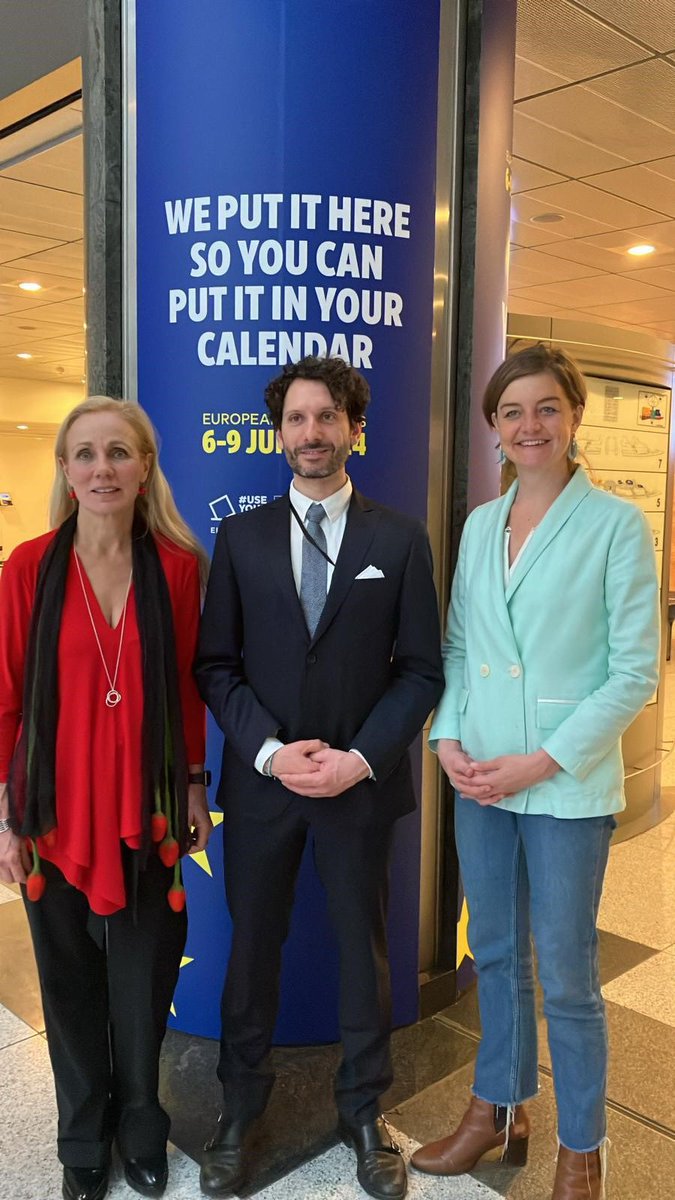 Productive dialogue with the @Europarl_EN Intergroup on Children’s Rights - celebrating over 10 years of collaboration, acknowledging achievements & discussing future steps. Our collaboration helps ensure #ChildRights are high on the agenda now & in the upcoming #EUelections2024