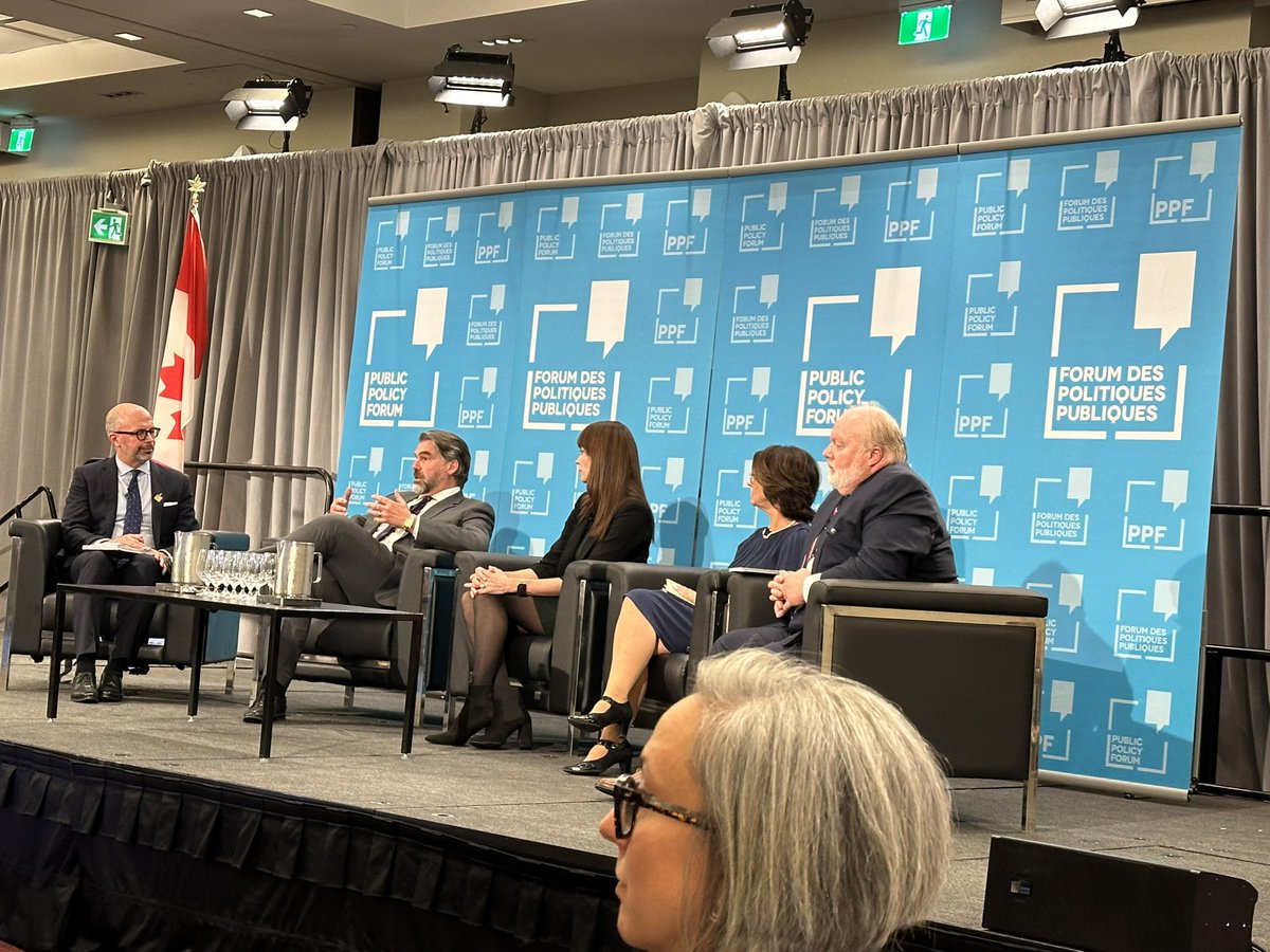 Government leaders from across Canada talking about how we can make federalism work. “Think of our country as having 13 incubators we can learn from.” Are we actually doing that though? @ppforumca