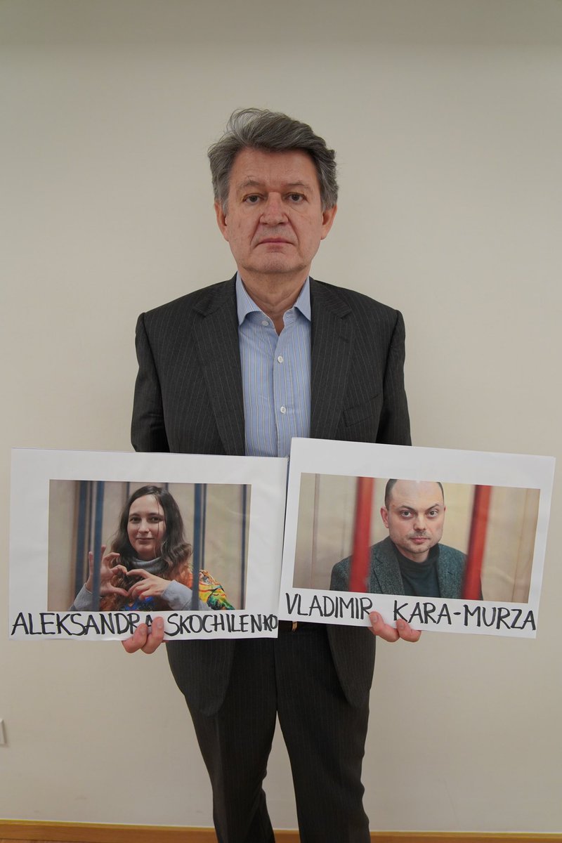 Ich habe vor kurzem die Patenschaft für #AleksandraSkochilenko übernommen und setze mich für ihre Freilassung ein. Putin geht brutal gegen Menschen vor, die sich seinem System widersetzen. Wir schauen genau hin und werden weiter darauf aufmerksam machen!