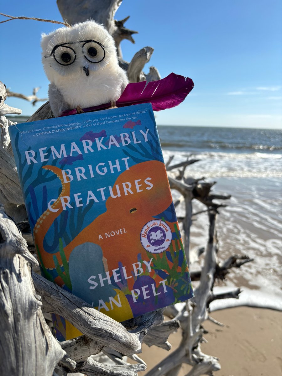 Owly was away at Boneyard Beach on Big Talbot Island State Park in Floriday recently 😍 No vacation is complete without a book!