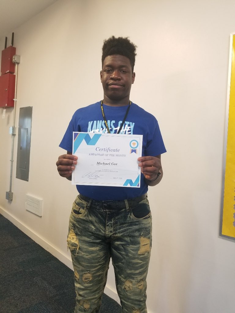 Congratulations to Michael Gee <a href="/TonkaNation/">Tonka Nation</a> for winning the Work Experience II employee of the month award! <a href="/Tonka_News/">Tonka News</a> <a href="/NKCSchools/">NKC Schools</a> <a href="/HyVeeKCMetro/">Kansas City Hy-Vee</a> <a href="/JanaKumar/">Jana Kumar</a>
