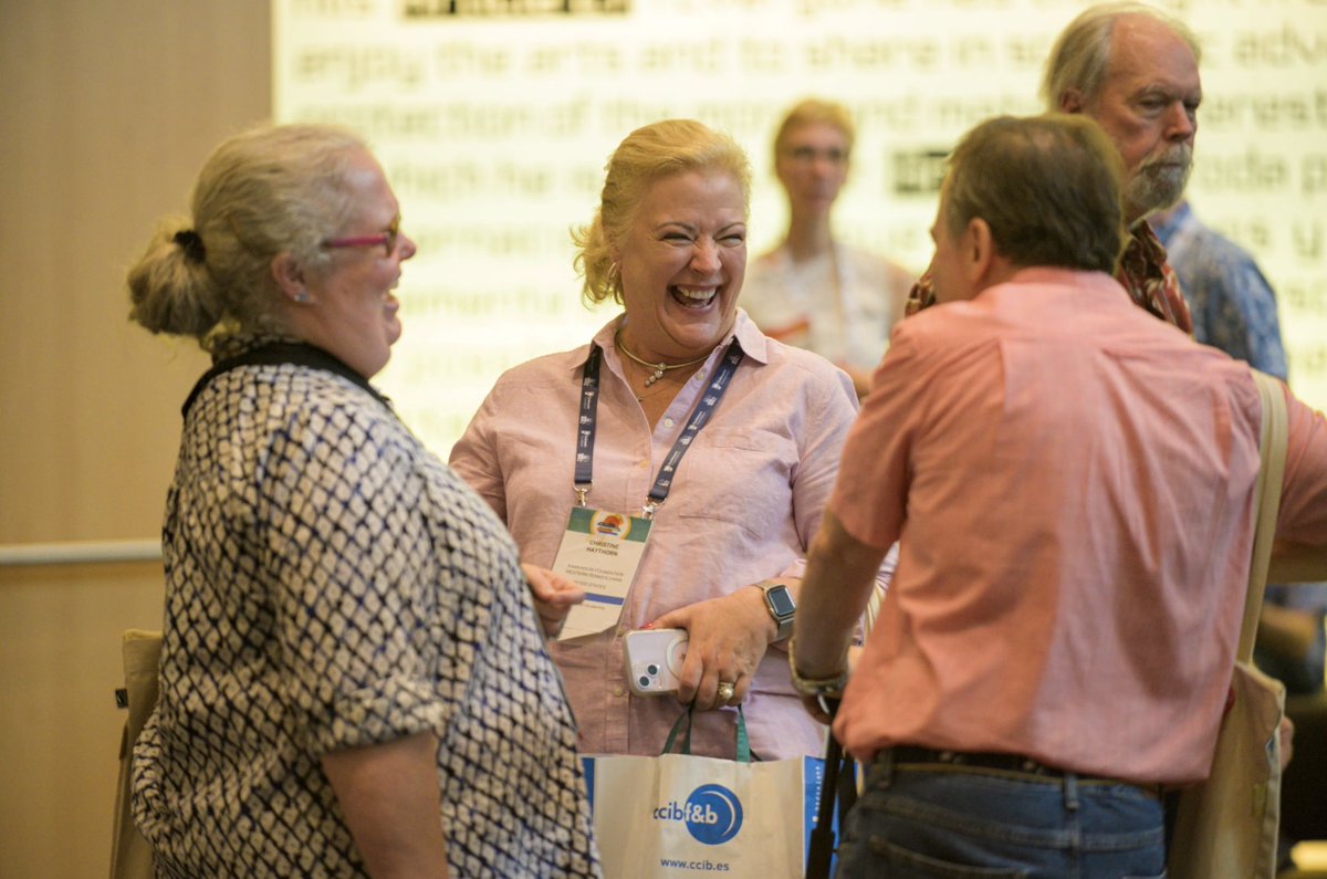 WorldPDCongress's tweet image. Today marks #WorldParkinsonsDay, a day to raise awareness about the fastest growing neurological condition in the world. Today we also recognize the incredible individuals within the Parkinson's community. 

(Photos from the 6th World Parkinson Congress last Summer in Barcelona.)