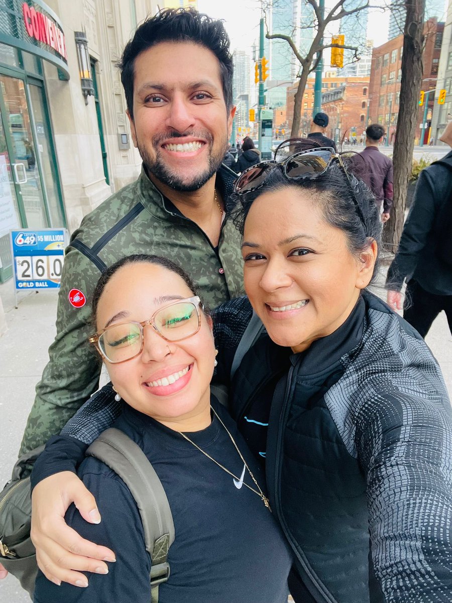 When in Toronto you have to fit a workout in with @islandgyal_fit (check her out on Instagram)

What a babe! 💪🏽🇨🇦