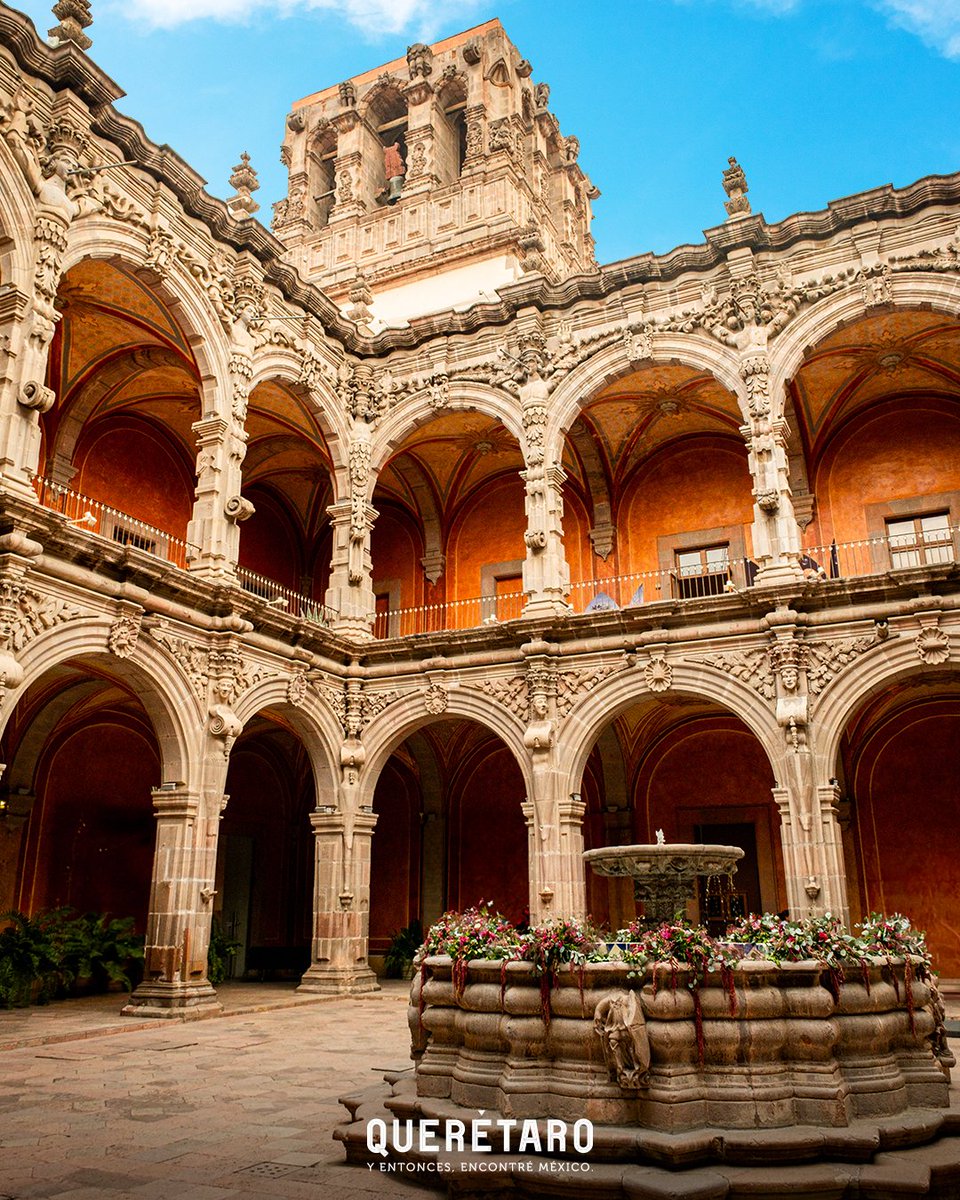 📍✨ La capital de #Querétaro está llena de sitios históricos, ¡que te encantará conocer!

¡Recórrela este fin de semana, y encuentra a México a cada paso!

#cultura #artesacro