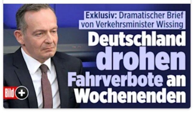 Deutschland ist ein winziger Fleck auf der Landkarte mit einem genauso winzigen CO2 Ausstoß von 2% des weltweiten Ausstoßes, aber Deutschland rettet mal wieder die Welt in dem wir am Wochenende nicht Auto fahren, besser wird's wohl nicht mehr bei der #AmpelDesGrauens