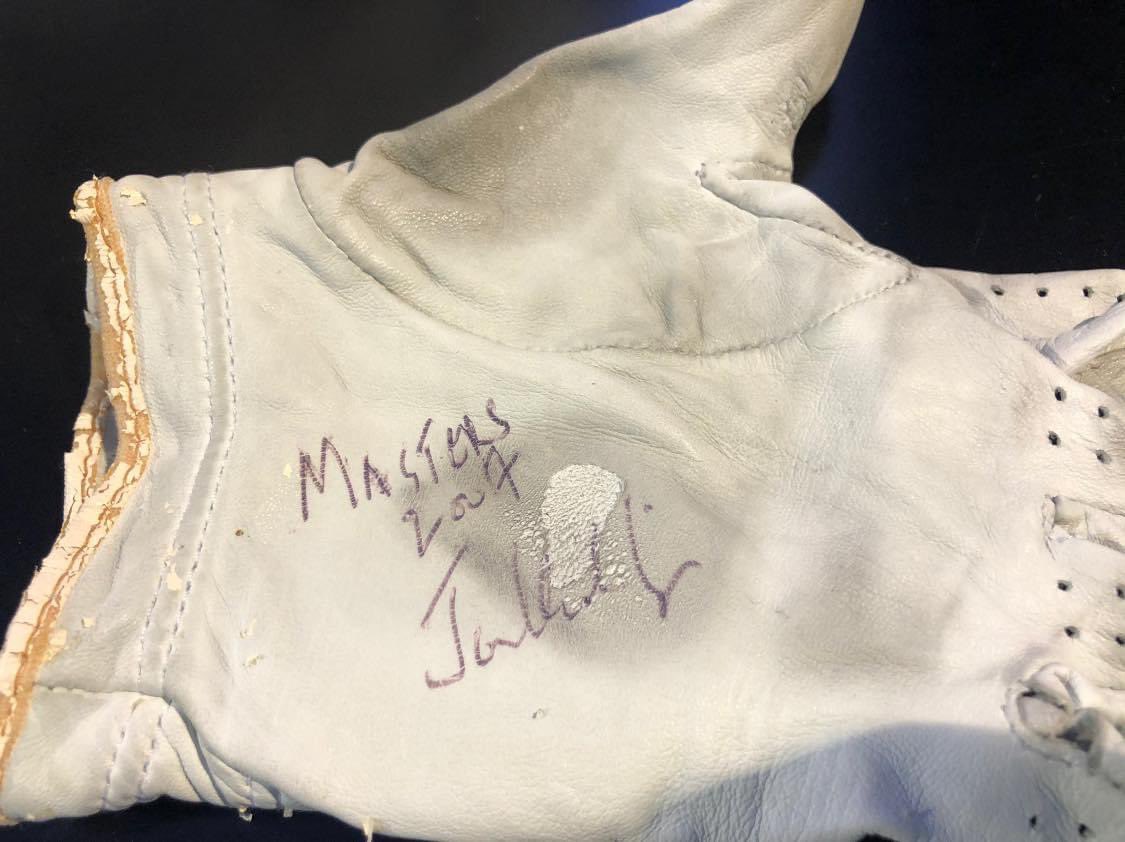 In 2007, @JeevMilkhaSingh finished the final round in his, and India’s, @TheMasters debut and handed me his signed glove from the day. It’s one of the most cherished pieces of my memorabilia collection.