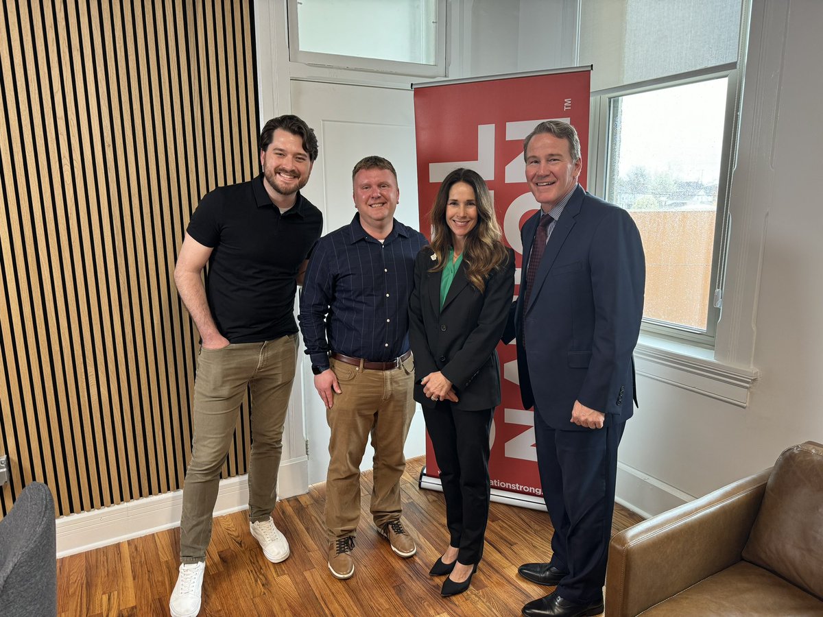 SenJonHusted's tweet image. 🎧 Lt. Governor @JonHusted and Second Lady @TinaHusted1 are in Bellefontaine this afternoon to film a podcast episode for #SmallNation!