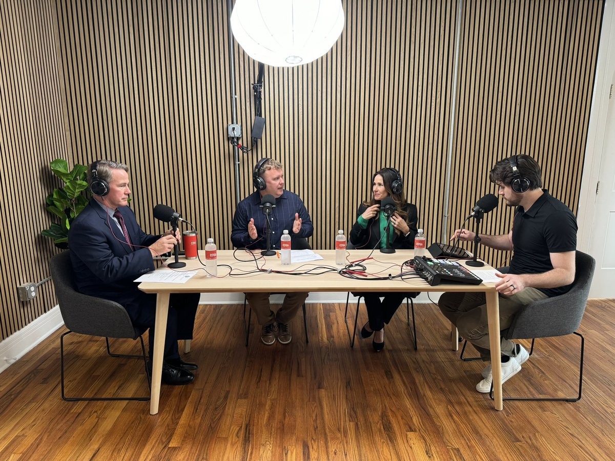 SenJonHusted's tweet image. 🎧 Lt. Governor @JonHusted and Second Lady @TinaHusted1 are in Bellefontaine this afternoon to film a podcast episode for #SmallNation!