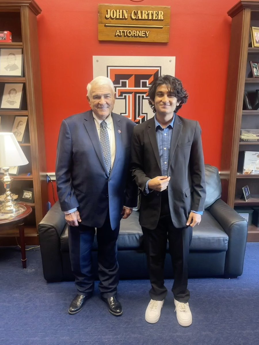I welcomed our #TX31 #CongressionalAppChallenge winner, Aariv Modi, from @DragonNationRR to DC. Aariv created the app SpellSmart to help students practice their spelling. While in DC, Aariv got to see his app displayed at the Capitol and demo his app at the #HouseofCode STEM expo