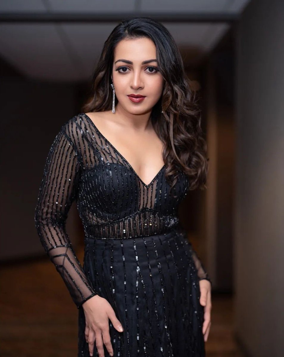 #CatherineTresa 🖤🖤🖤